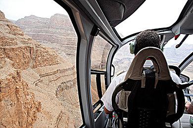 《战神：诸神黄昏》游戏总监探讨本作幽默元素设计